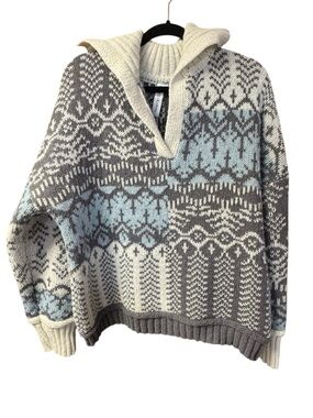 Cozy Nordic Hooded Sweater - Cream, Gray & Light Blue
